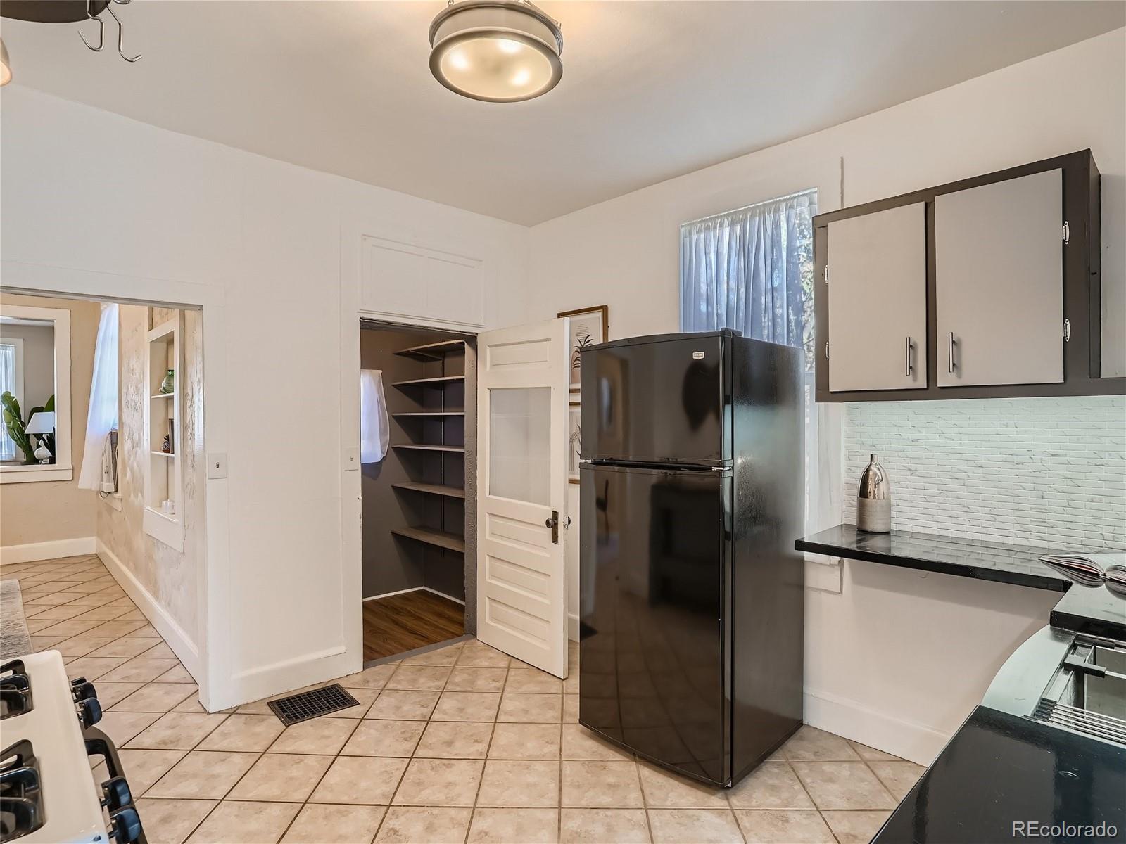 MLS Image #12 for 1596 w byers place,denver, Colorado