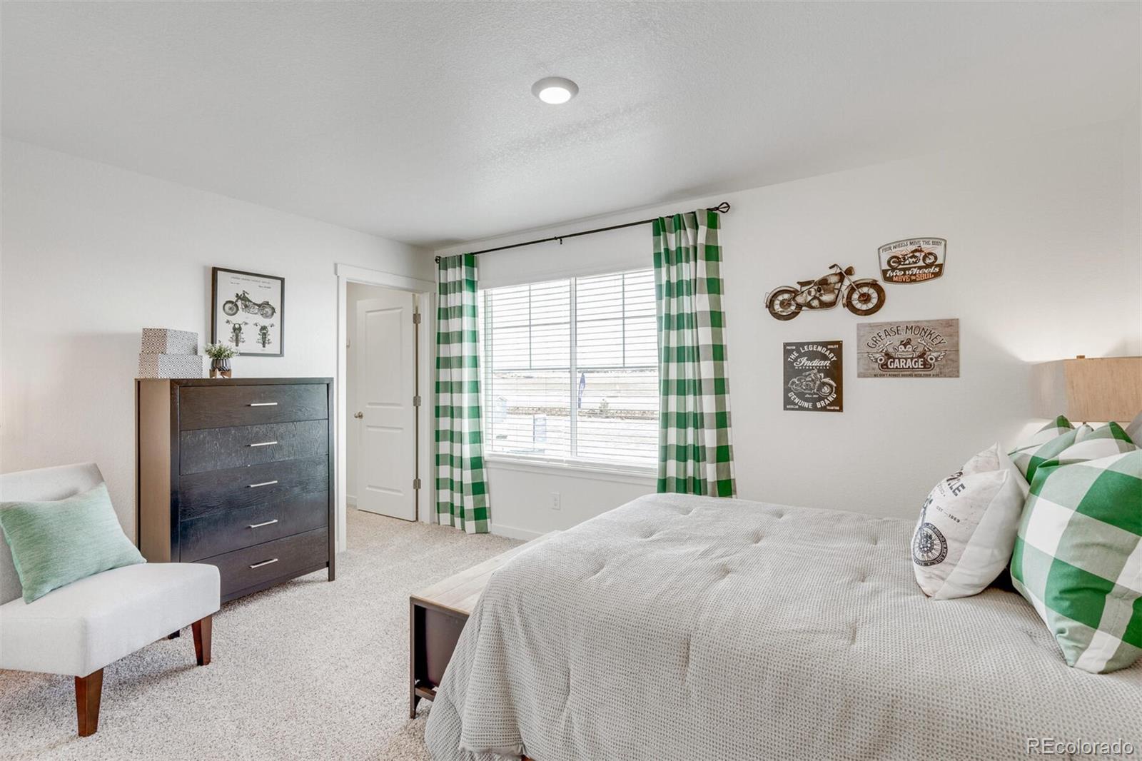 MLS Image #25 for 27465 e byers place,aurora, Colorado