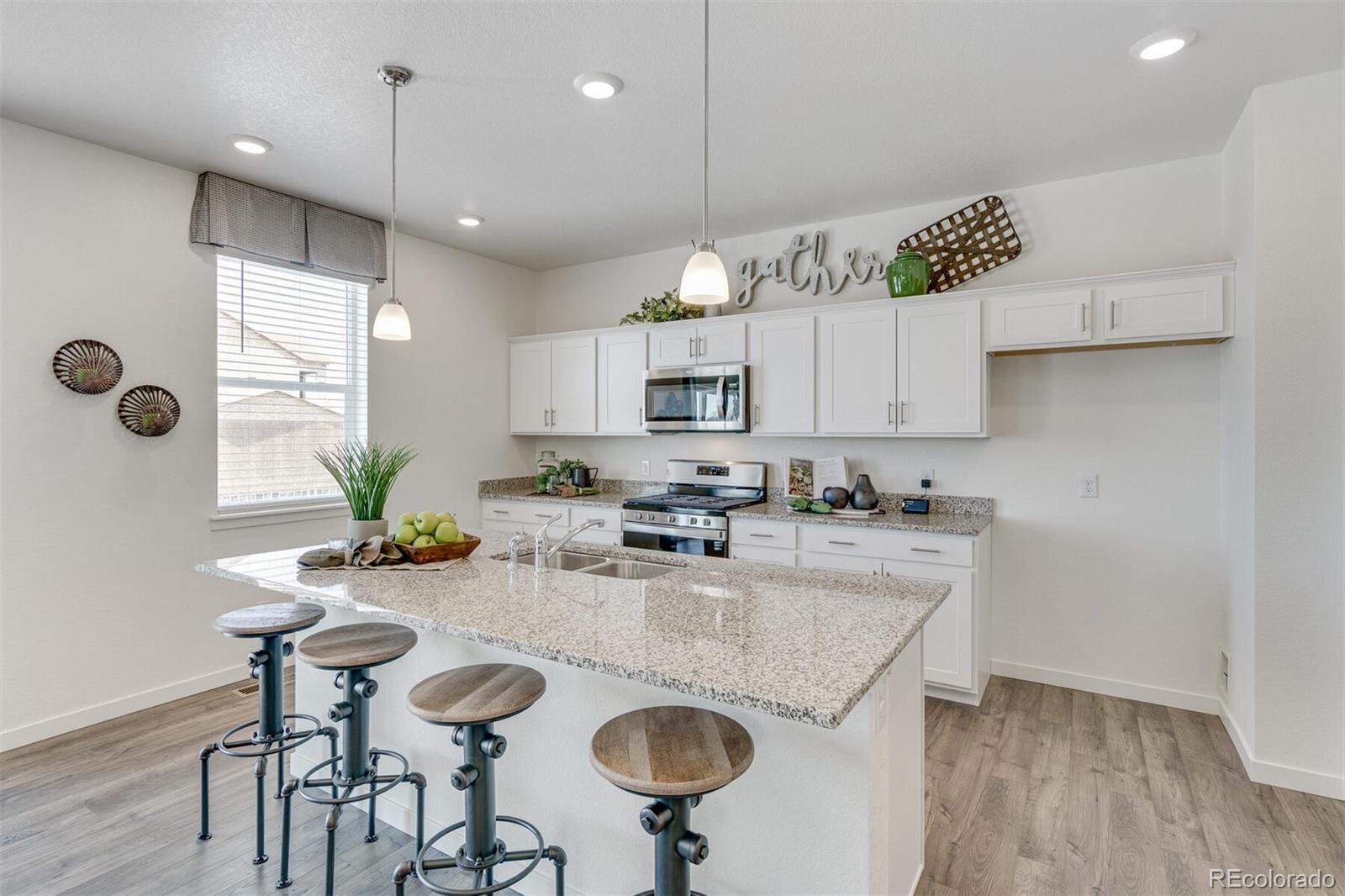 MLS Image #9 for 27465 e byers place,aurora, Colorado