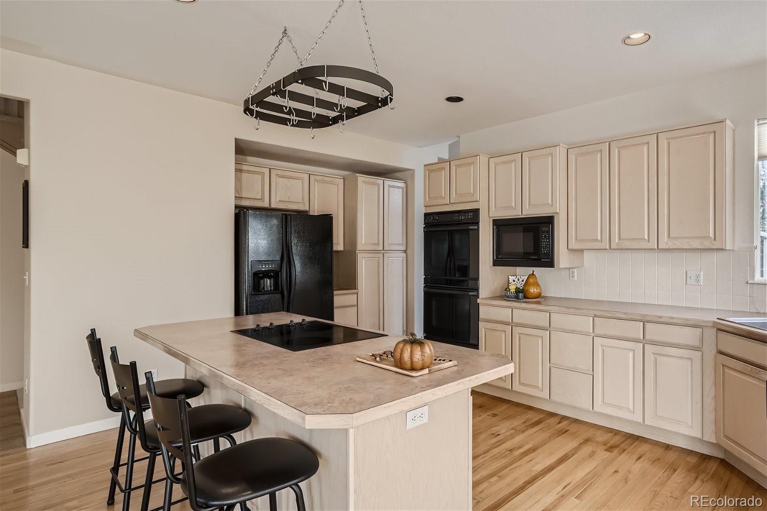 MLS Image #13 for 15703 w 70th drive,arvada, Colorado