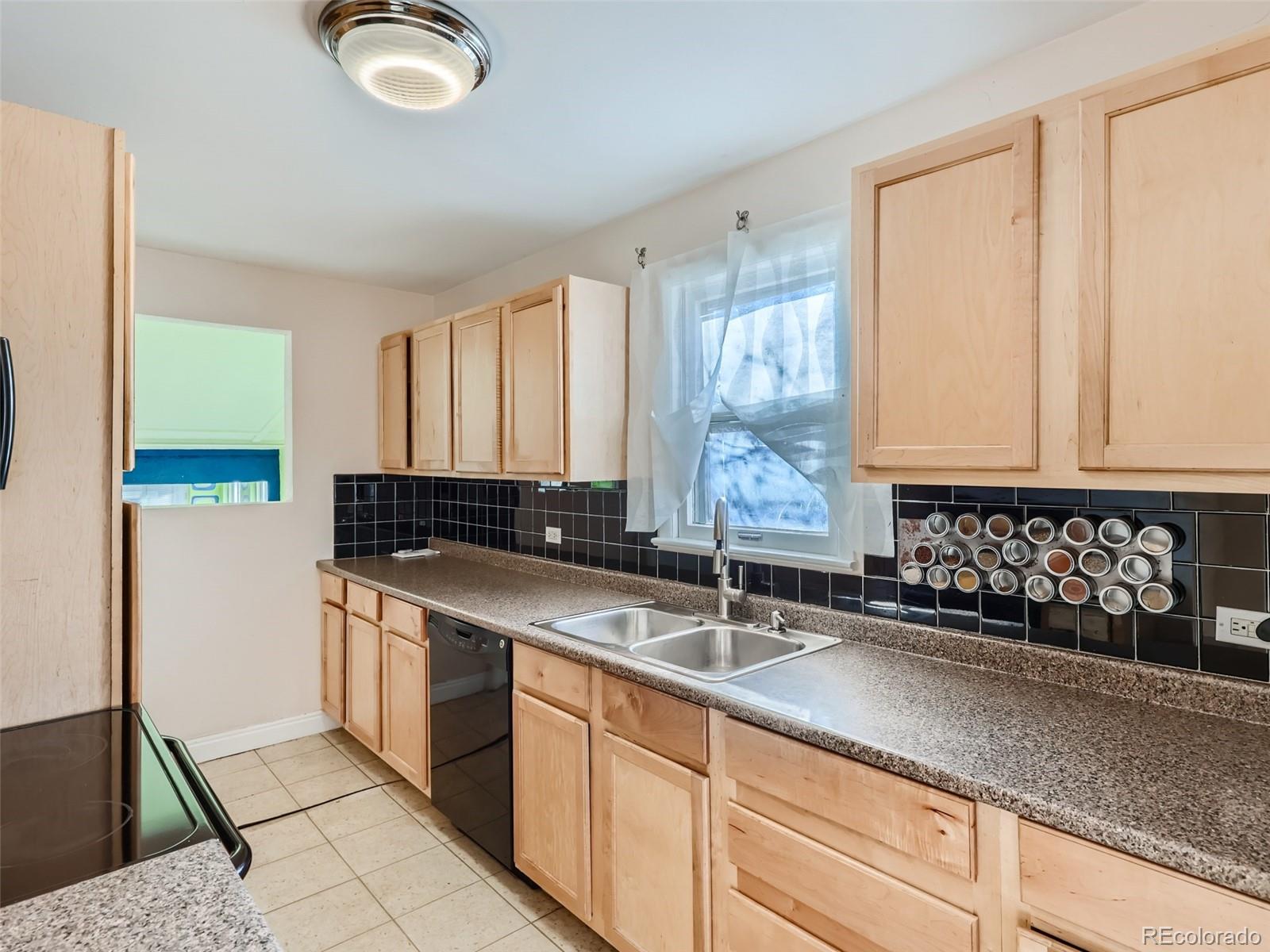 MLS Image #16 for 3194 s emerson street,englewood, Colorado