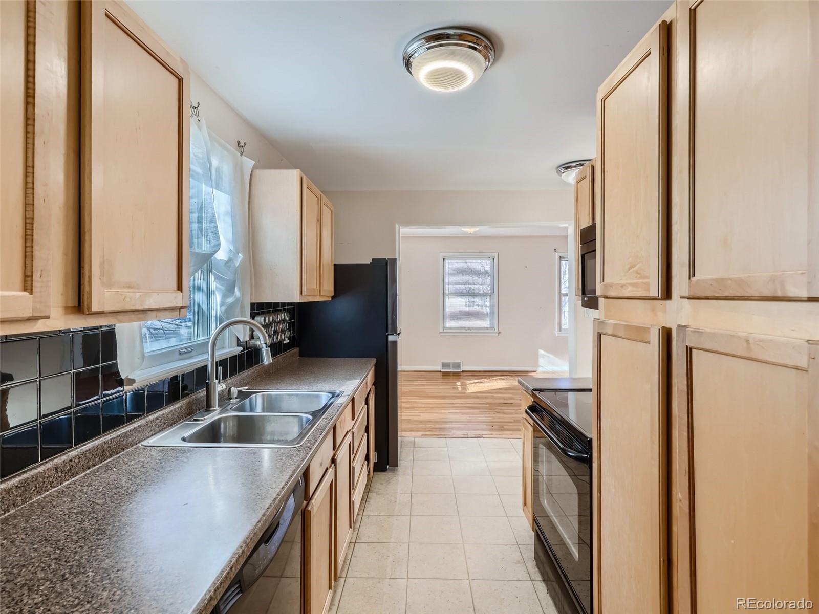 MLS Image #9 for 3194 s emerson street,englewood, Colorado