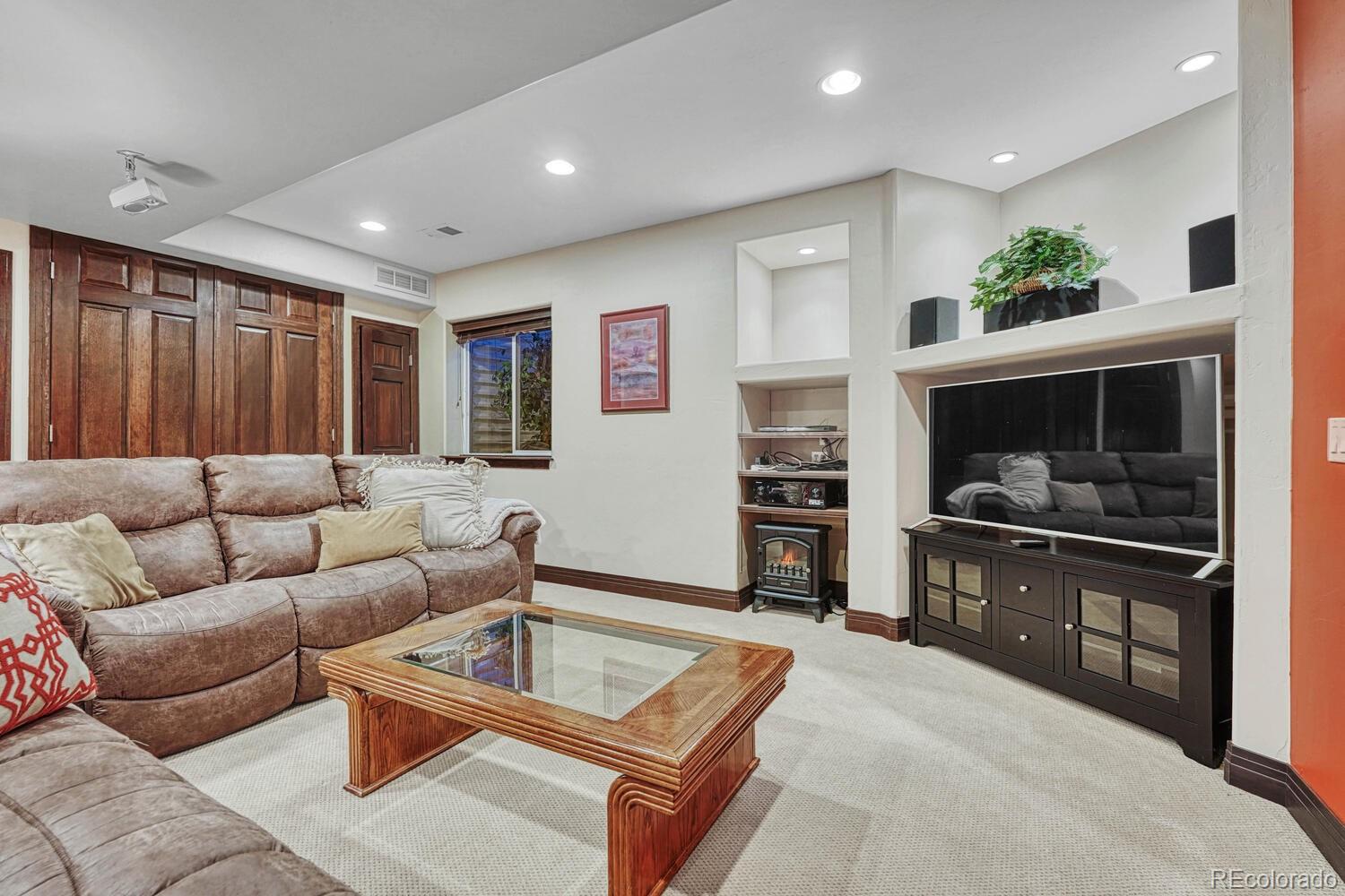 MLS Image #33 for 2402 s miller court,lakewood, Colorado