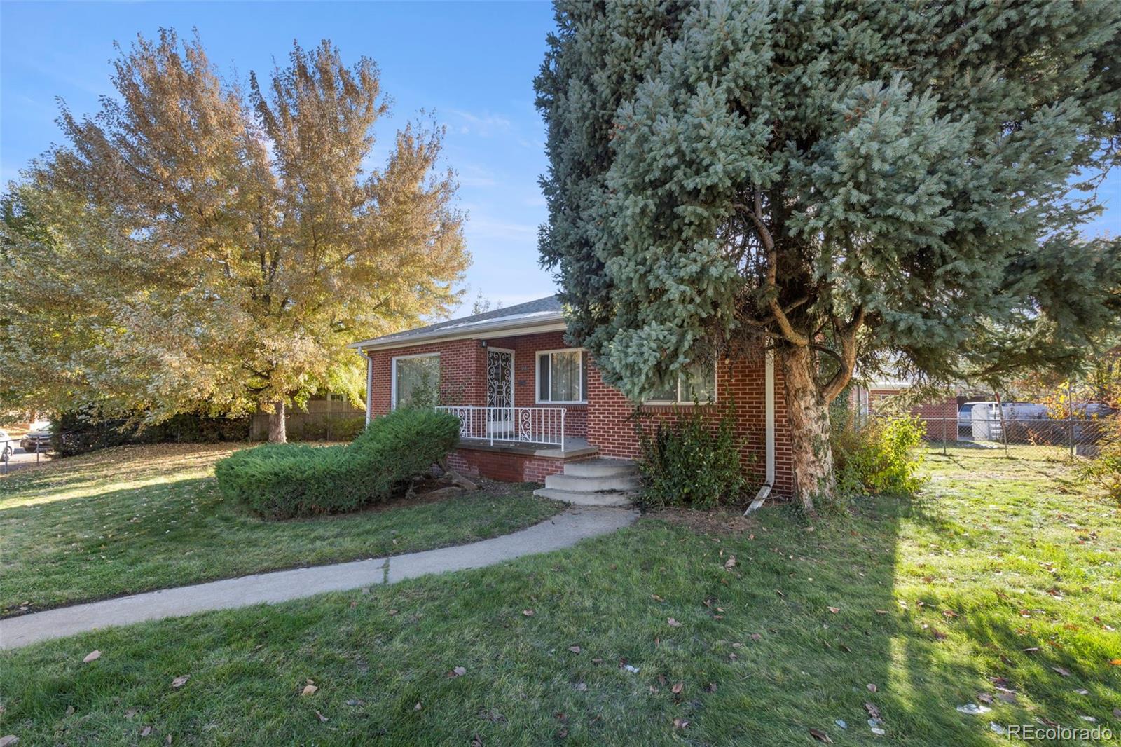 MLS Image #2 for 555  josephine street,denver, Colorado