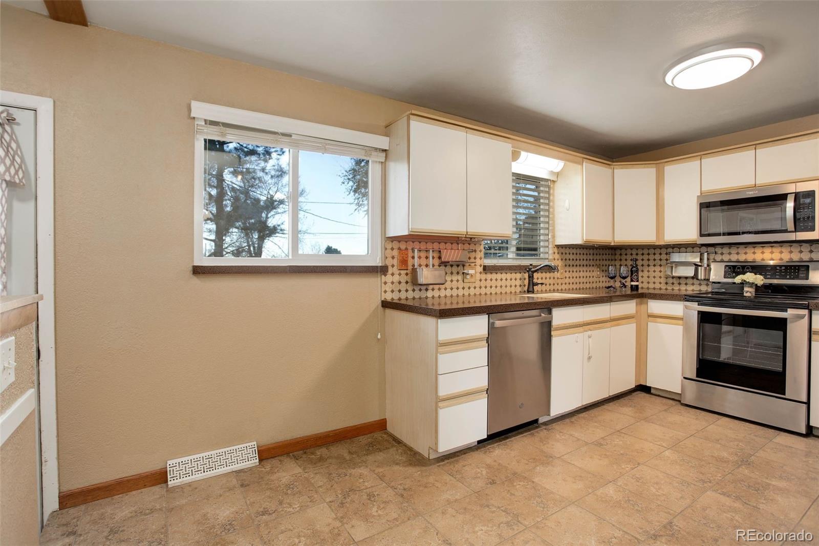MLS Image #4 for 4668 w 88th avenue,westminster, Colorado