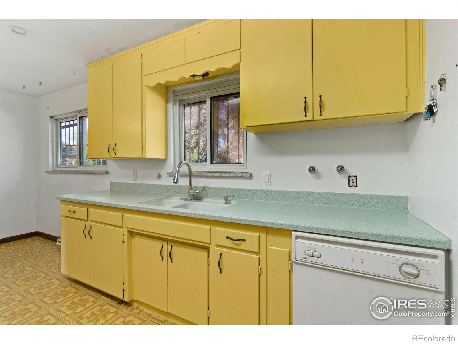 MLS Image #8 for 115  merideth lane,longmont, Colorado