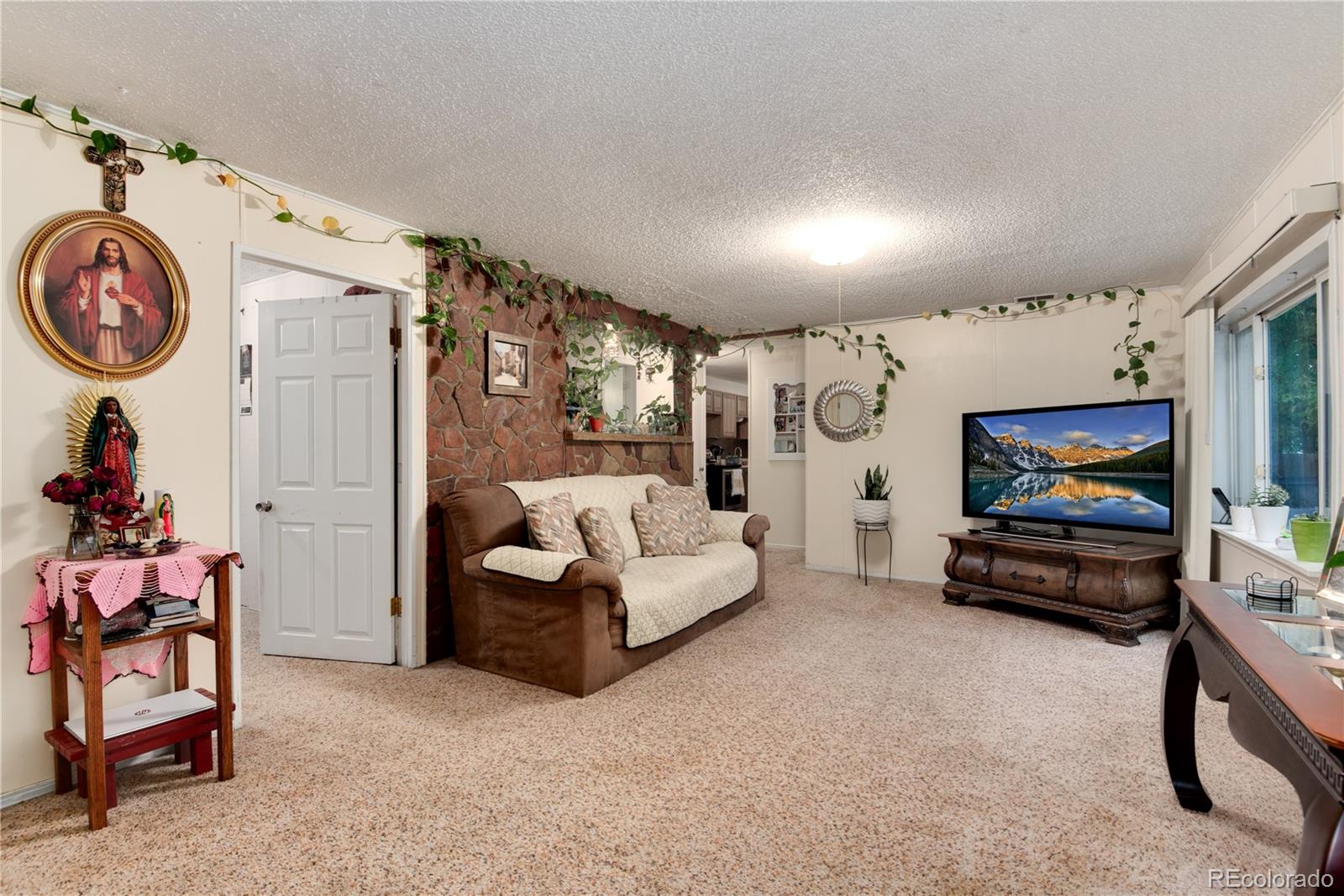 MLS Image #4 for 128 e 12th street,loveland, Colorado