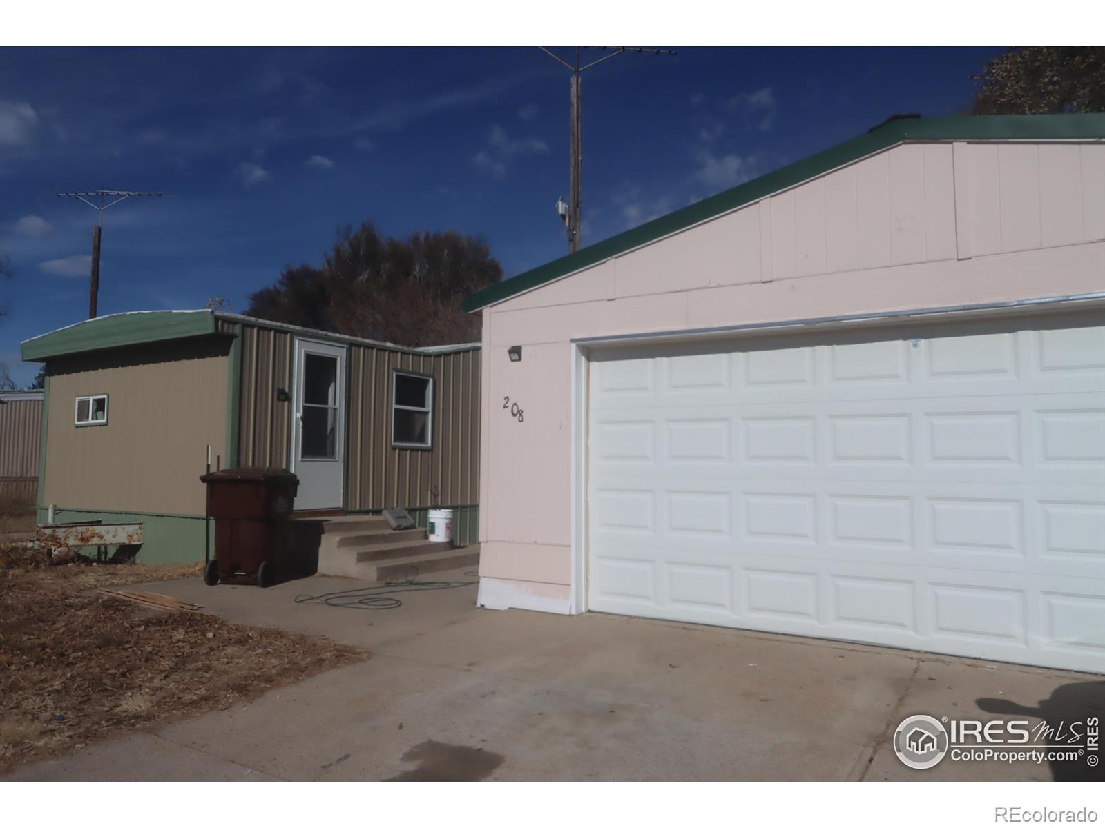 MLS Image #1 for 208  balsam street,log lane village, Colorado