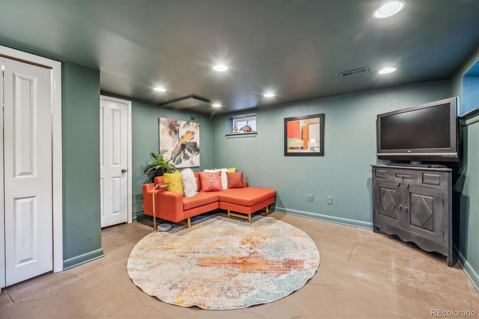 MLS Image #19 for 1074 s corona street,denver, Colorado