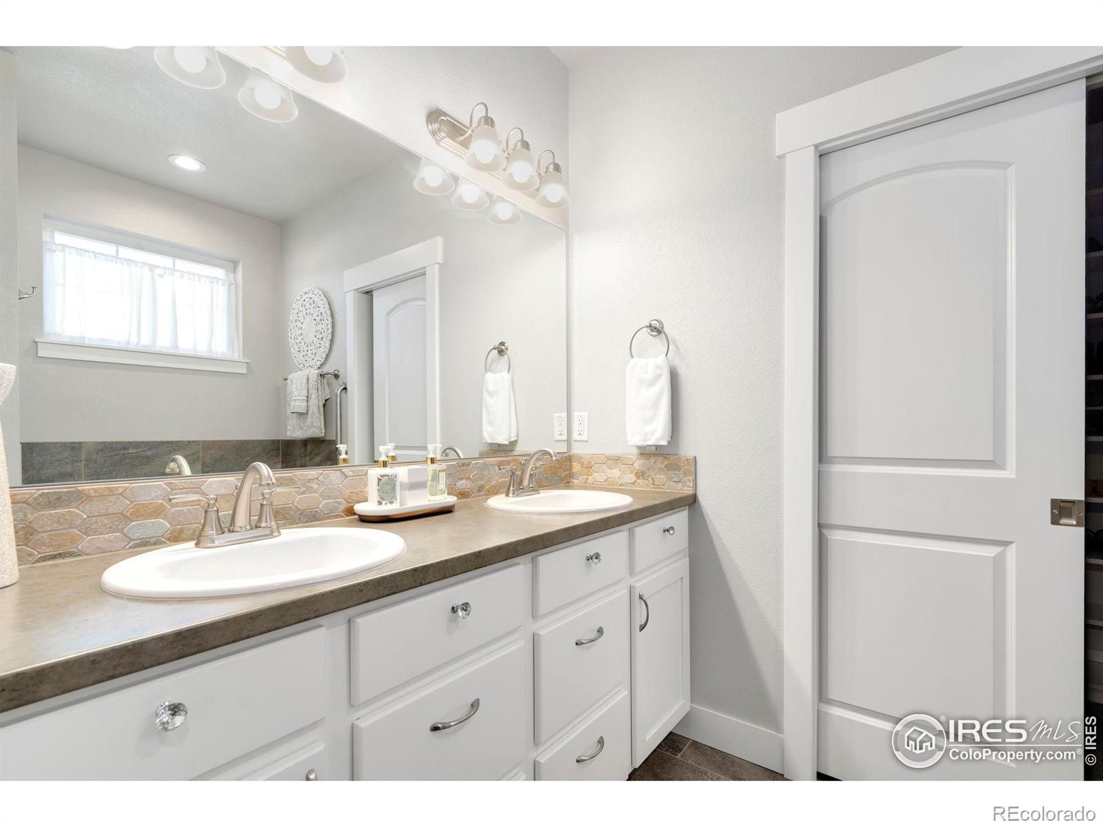 MLS Image #15 for 2498  trio falls drive,loveland, Colorado