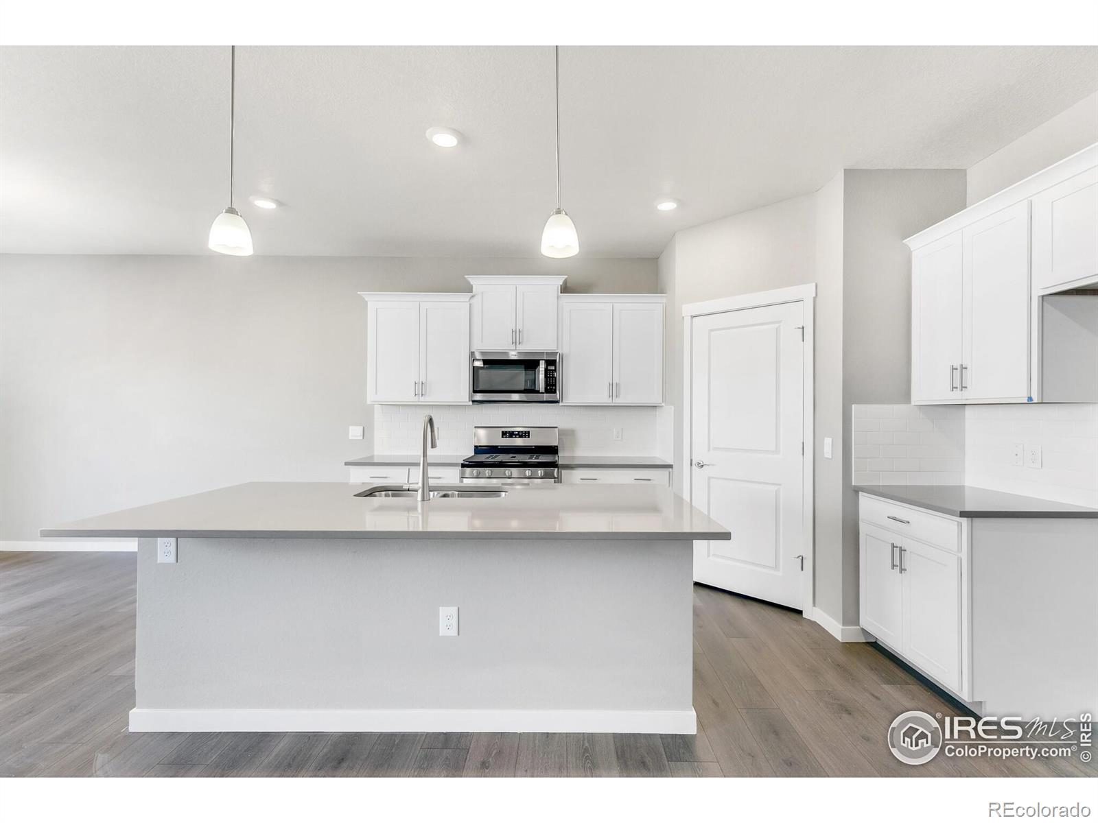 MLS Image #10 for 258 n 45th avenue,brighton, Colorado