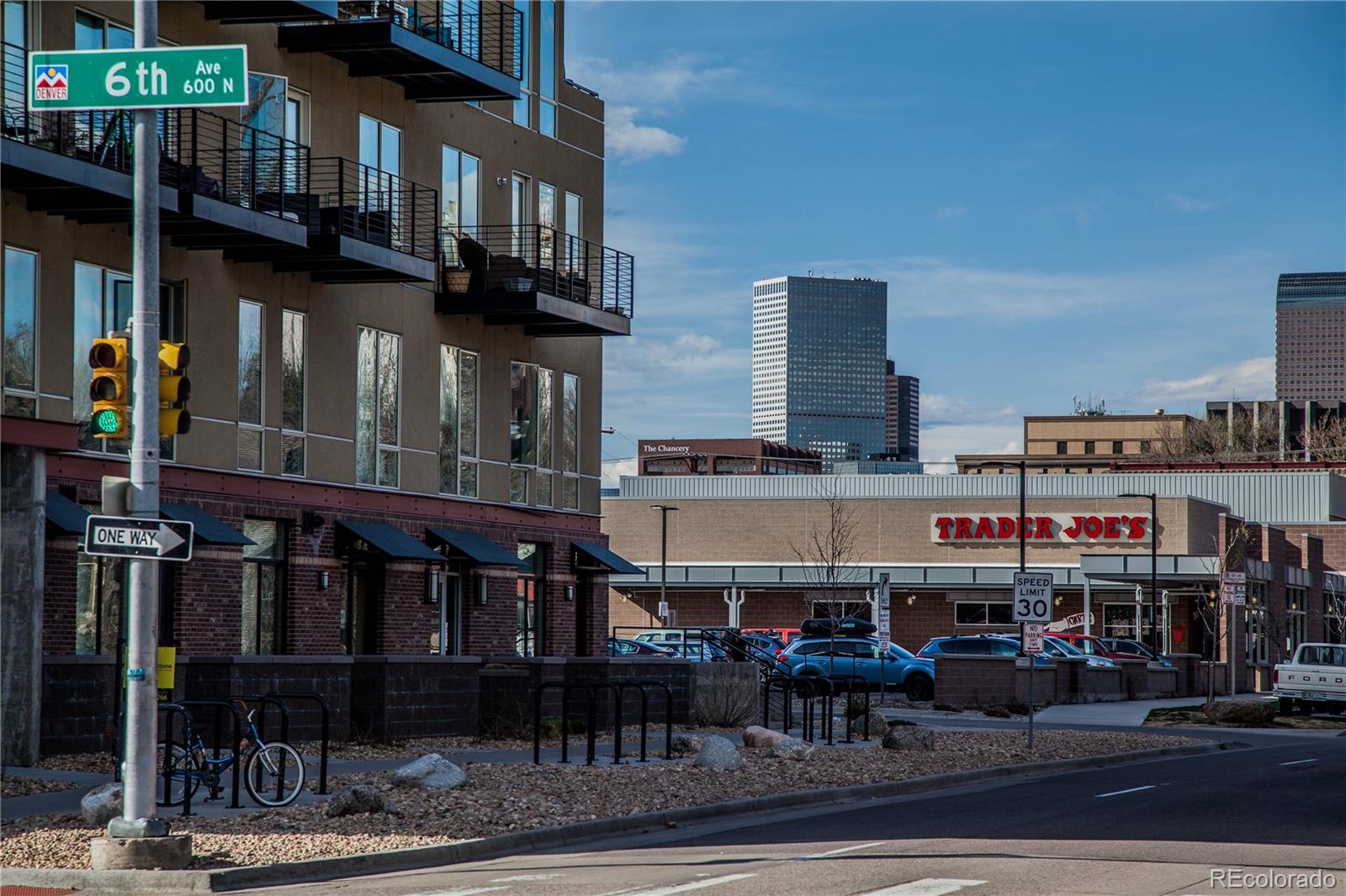 MLS Image #18 for 1629  clarkson street 33,denver, Colorado