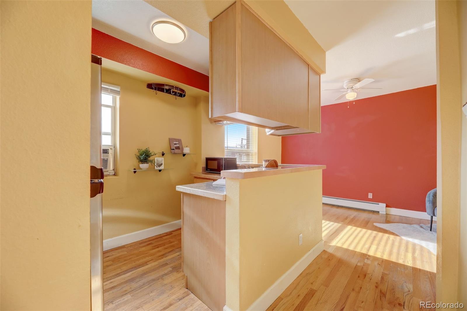 MLS Image #3 for 1629  clarkson street 33,denver, Colorado