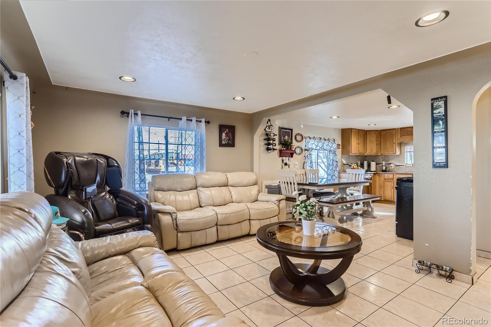 MLS Image #6 for 440 e 62nd avenue,denver, Colorado