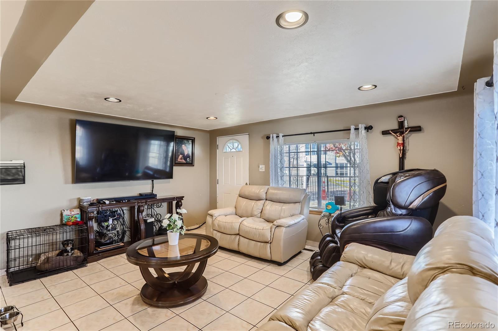 MLS Image #9 for 440 e 62nd avenue,denver, Colorado