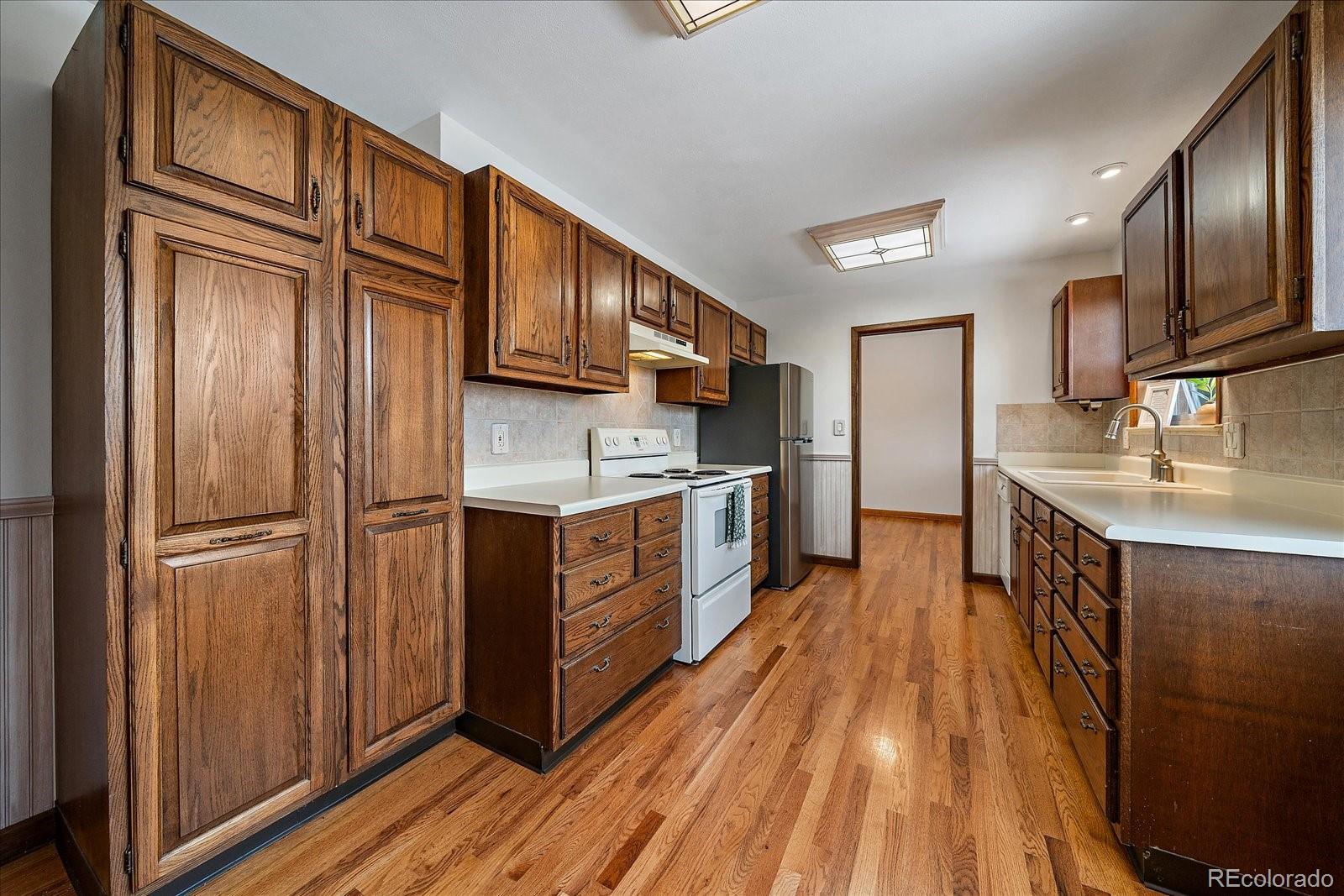 MLS Image #12 for 5895 w 1st avenue,lakewood, Colorado