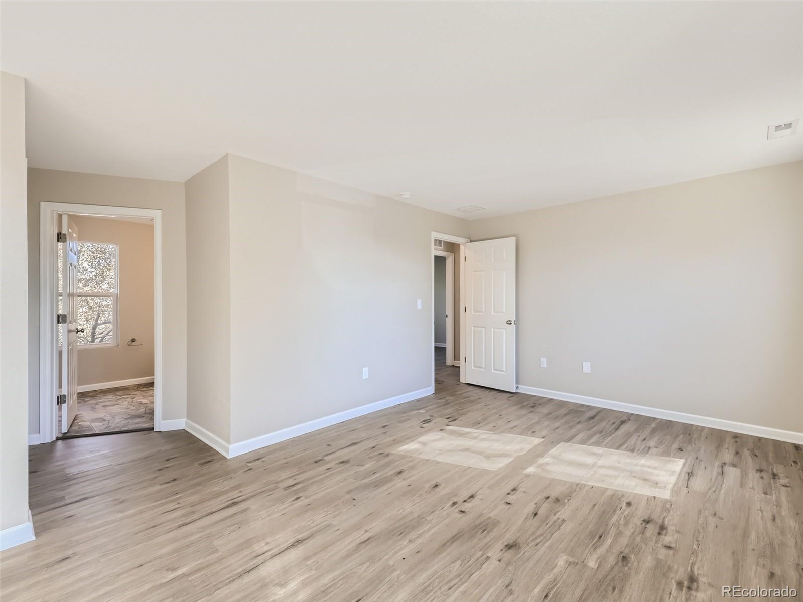 MLS Image #12 for 11058  grange creek drive,thornton, Colorado