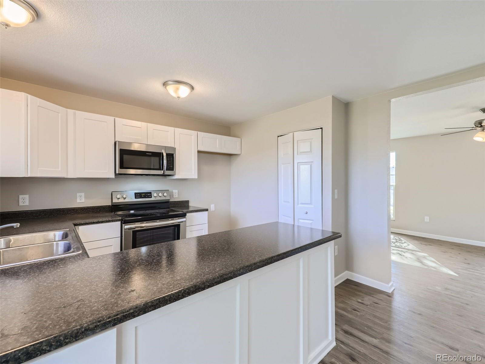 MLS Image #9 for 11058  grange creek drive,thornton, Colorado