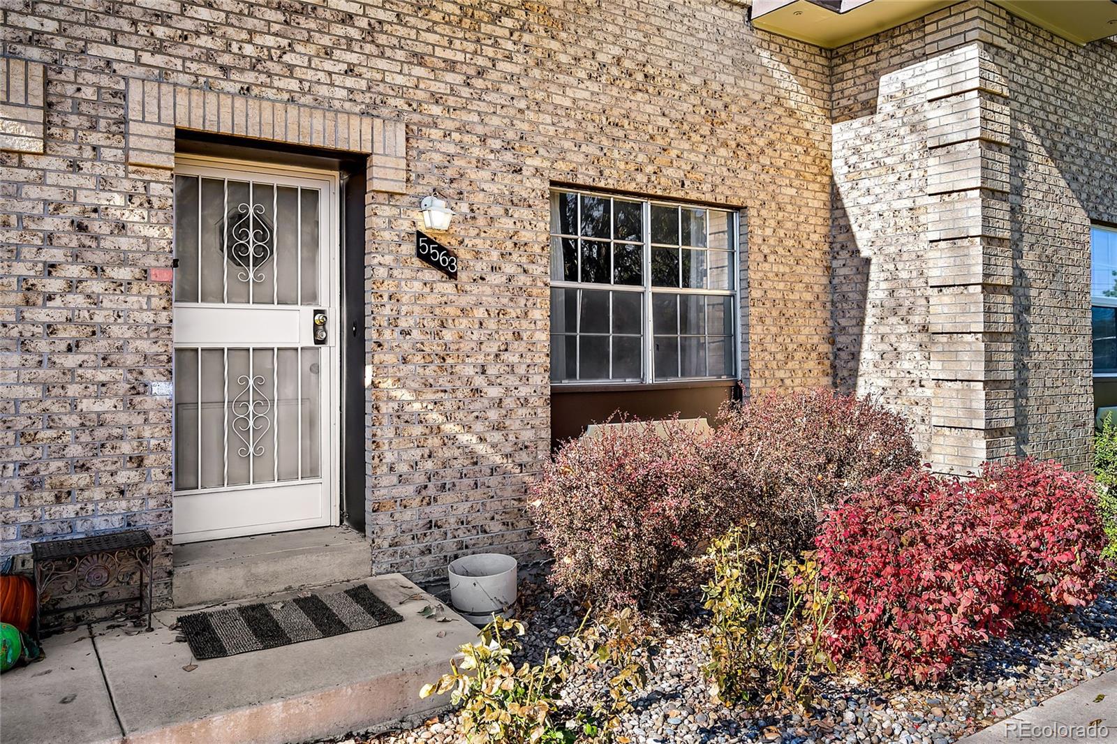 MLS Image #2 for 5563 s lowell boulevard,littleton, Colorado