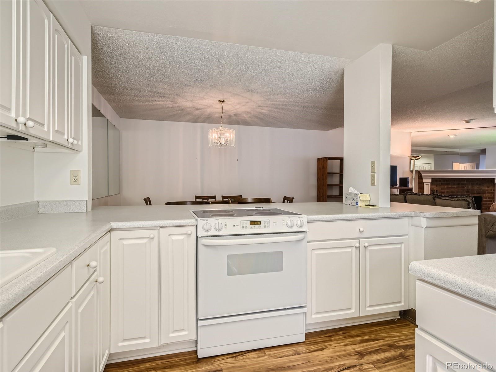MLS Image #10 for 6305 w 6th avenue,lakewood, Colorado