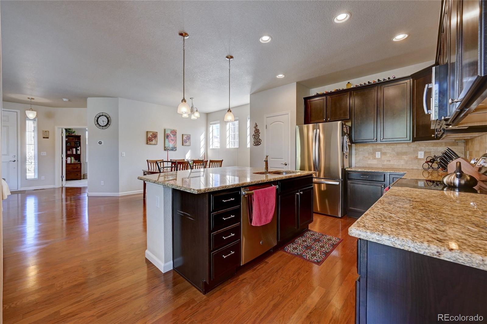 MLS Image #15 for 1415 s duquesne court,aurora, Colorado