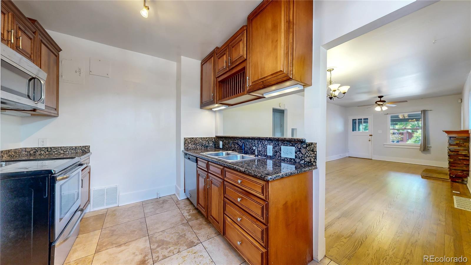 MLS Image #8 for 390 s washington street ,denver, Colorado