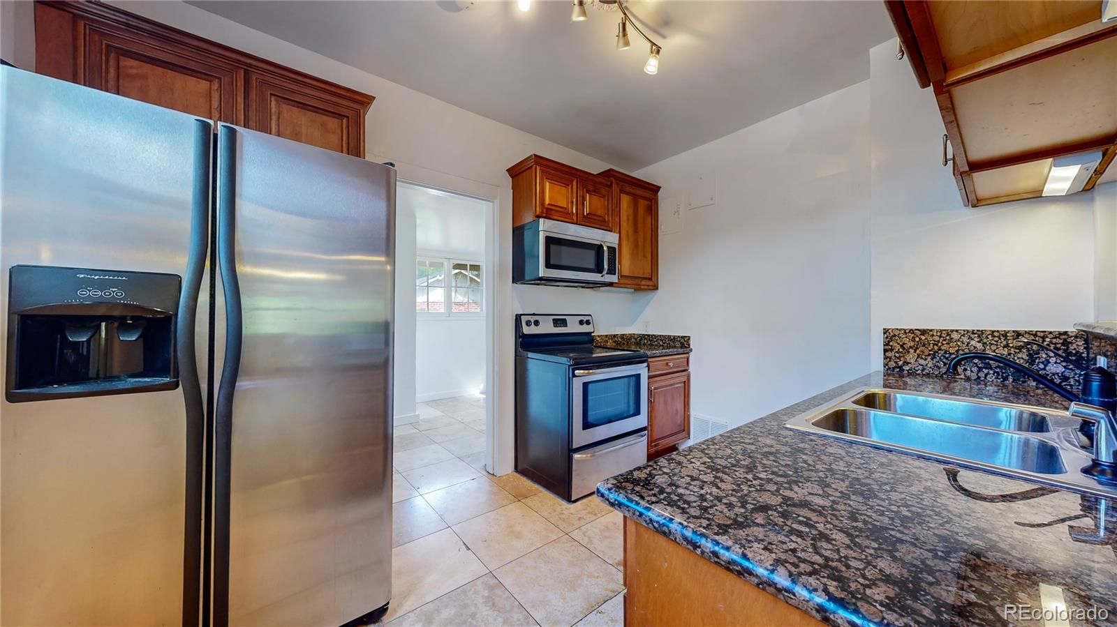 MLS Image #9 for 390 s washington street ,denver, Colorado