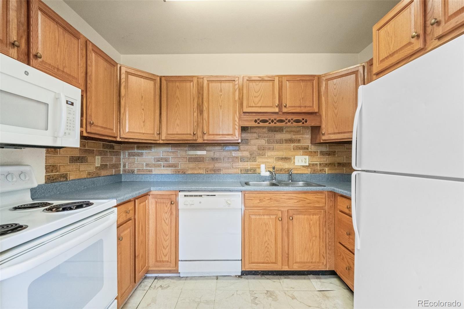 MLS Image #21 for 434  valley hi circle,colorado springs, Colorado