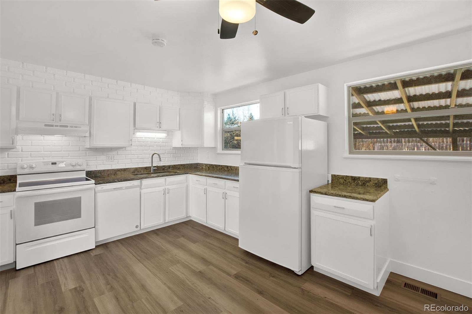 MLS Image #9 for 1147 s owens court,lakewood, Colorado