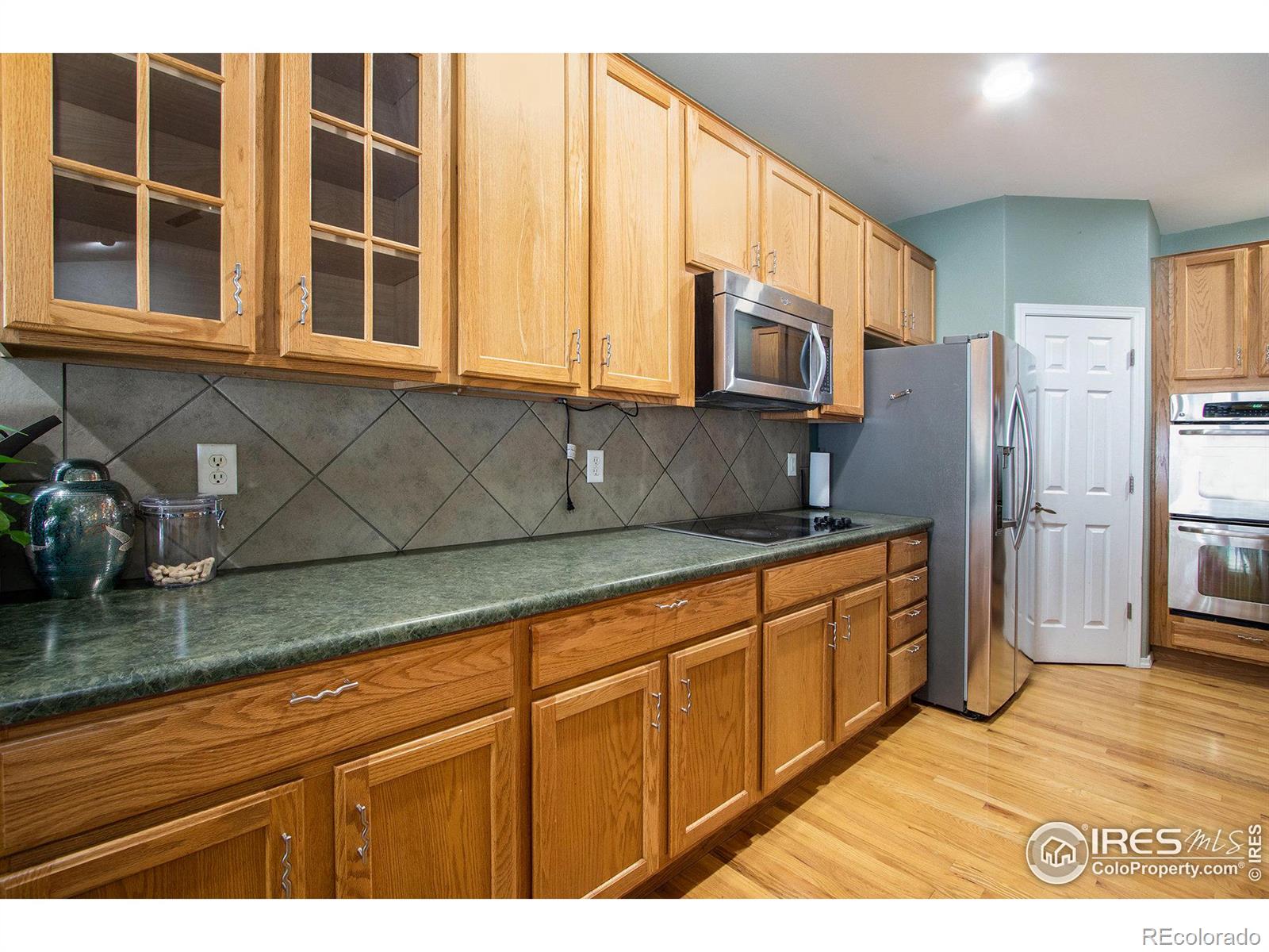 MLS Image #5 for 3345  bayfield drive,loveland, Colorado