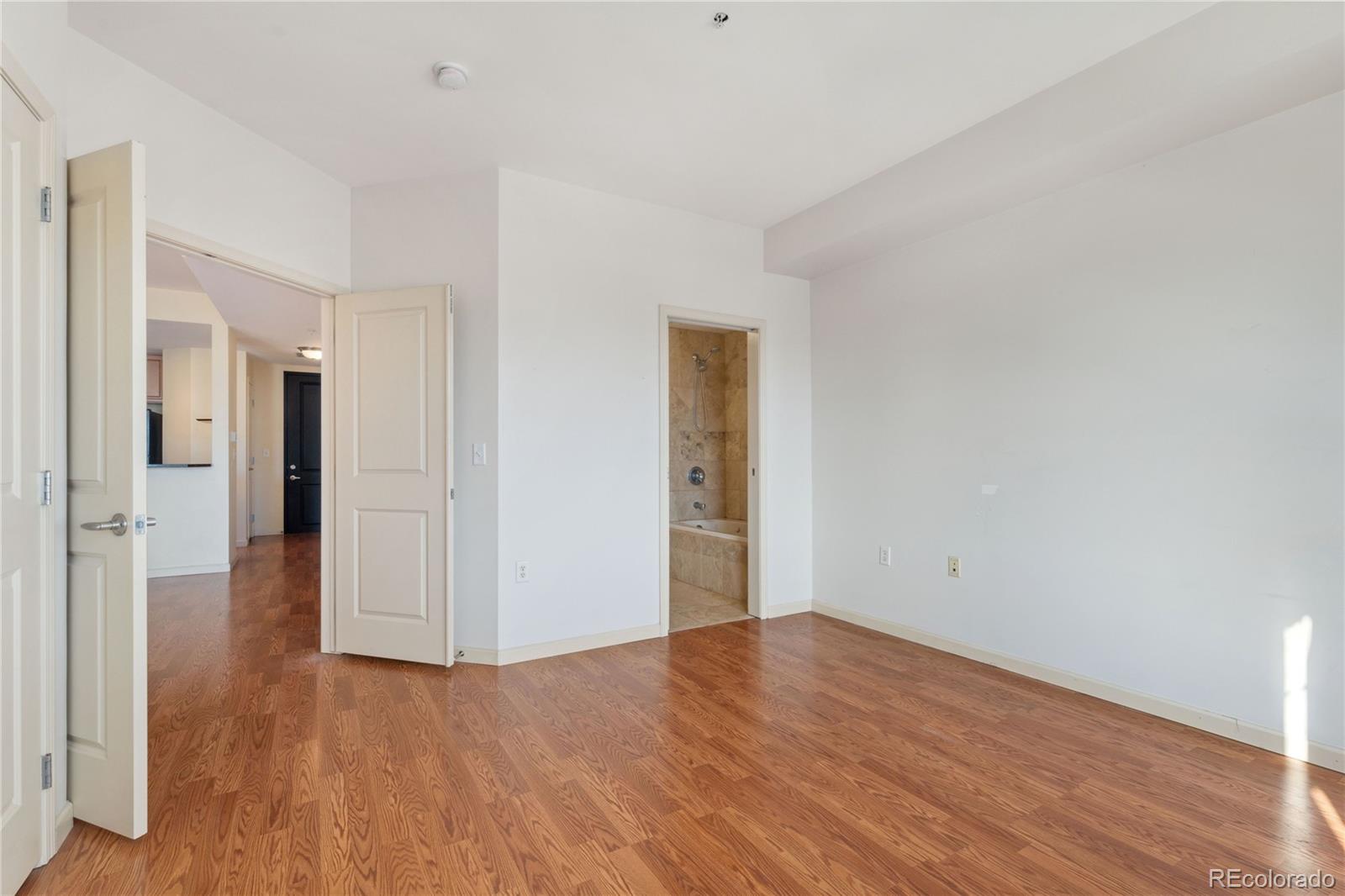 MLS Image #18 for 975 n lincoln street 8j-n,denver, Colorado