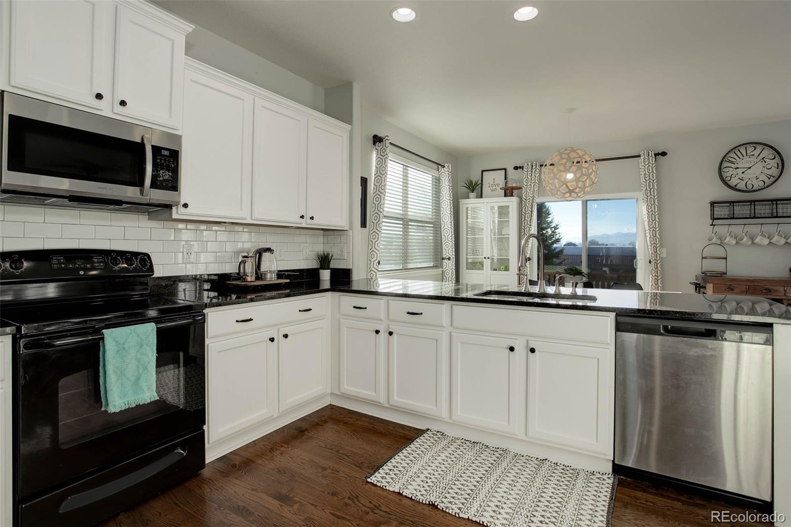 MLS Image #4 for 634  camberly court,windsor, Colorado