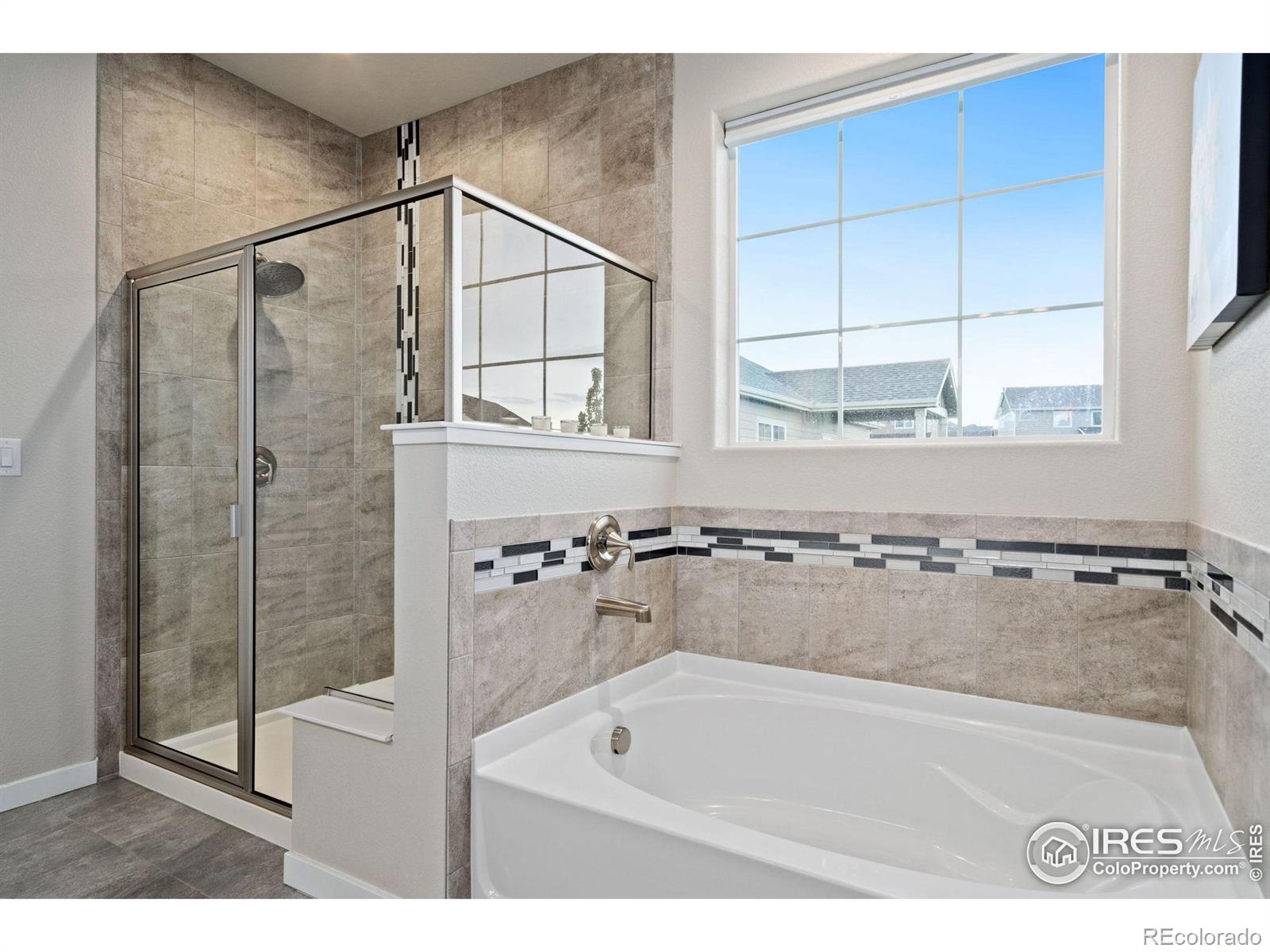 MLS Image #17 for 2167  first light court,windsor, Colorado