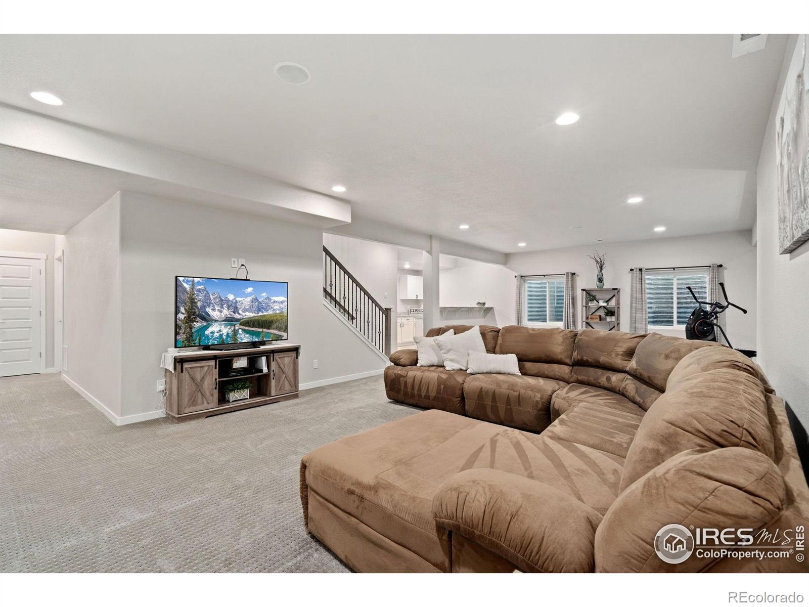 MLS Image #24 for 2167  first light court,windsor, Colorado