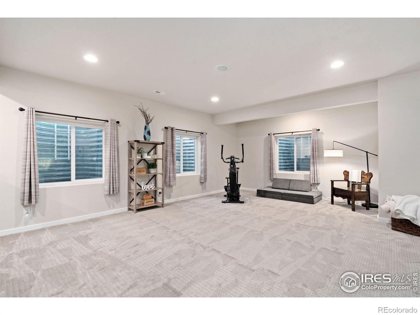 MLS Image #26 for 2167  first light court,windsor, Colorado