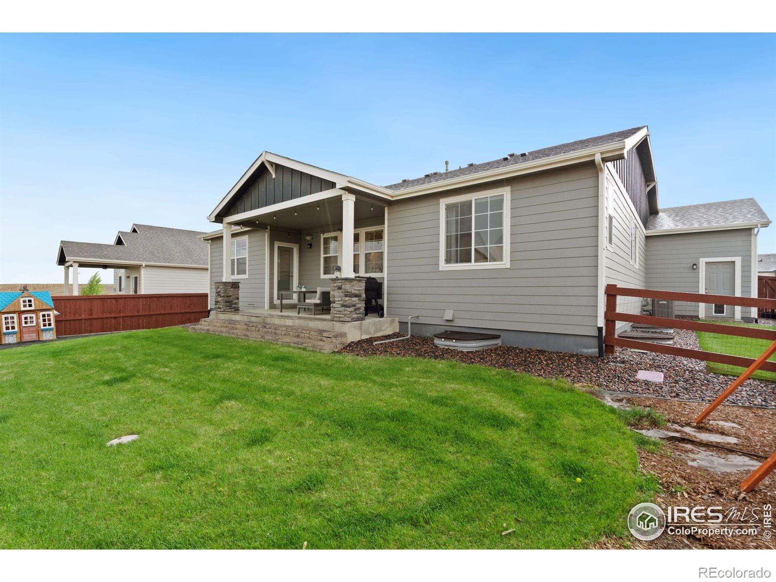 MLS Image #36 for 2167  first light court,windsor, Colorado