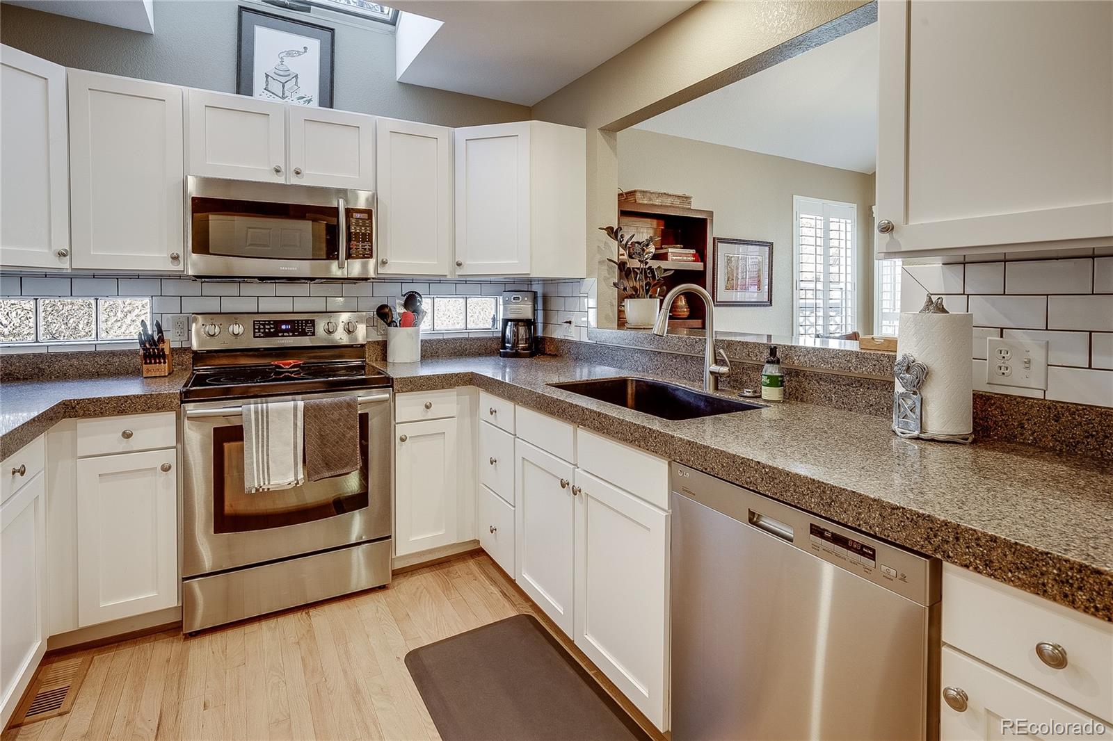 MLS Image #13 for 12541 e harvard circle,aurora, Colorado