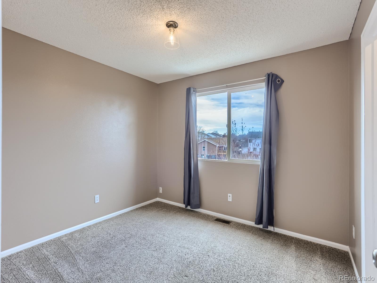 MLS Image #15 for 5261 s shawnee street,aurora, Colorado