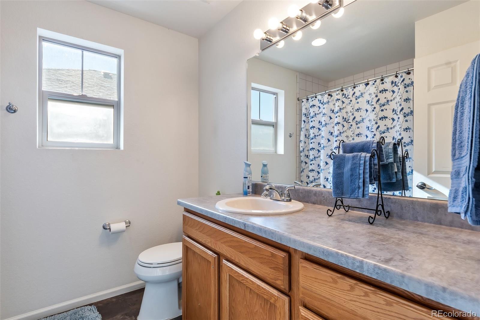 MLS Image #15 for 5558  ceylon street,denver, Colorado