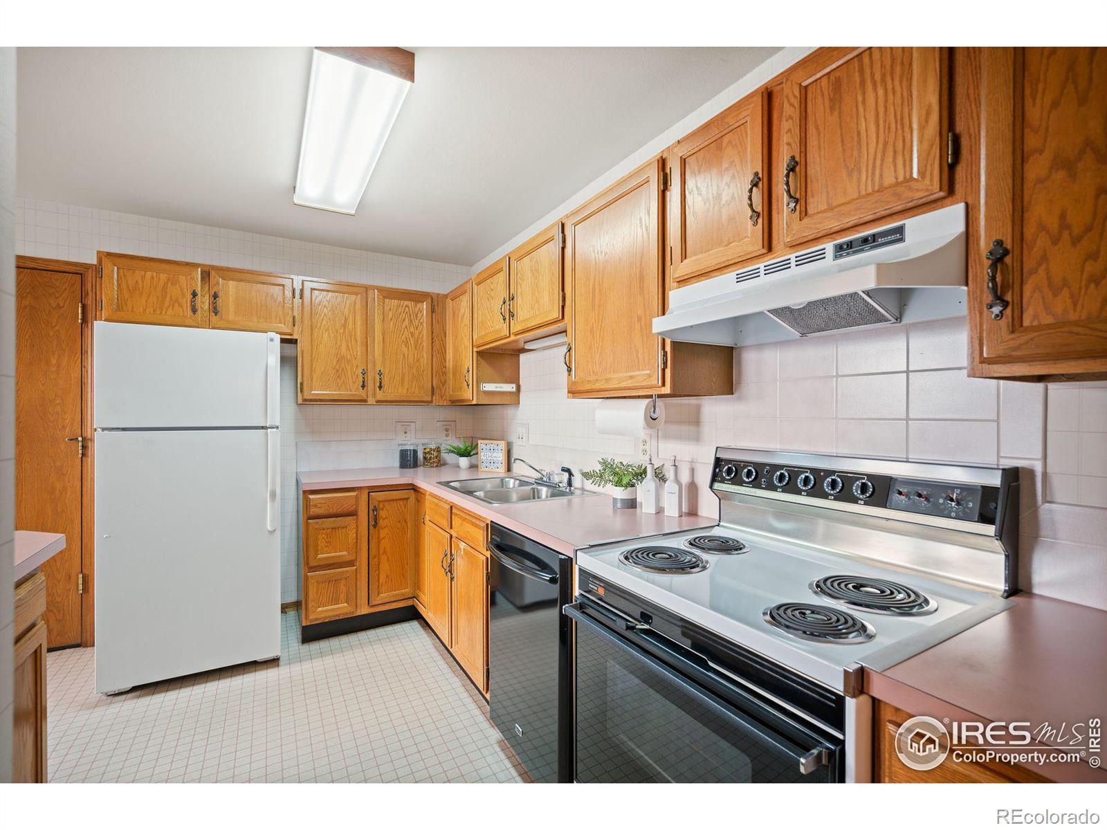 MLS Image #9 for 3324  hickok drive,fort collins, Colorado
