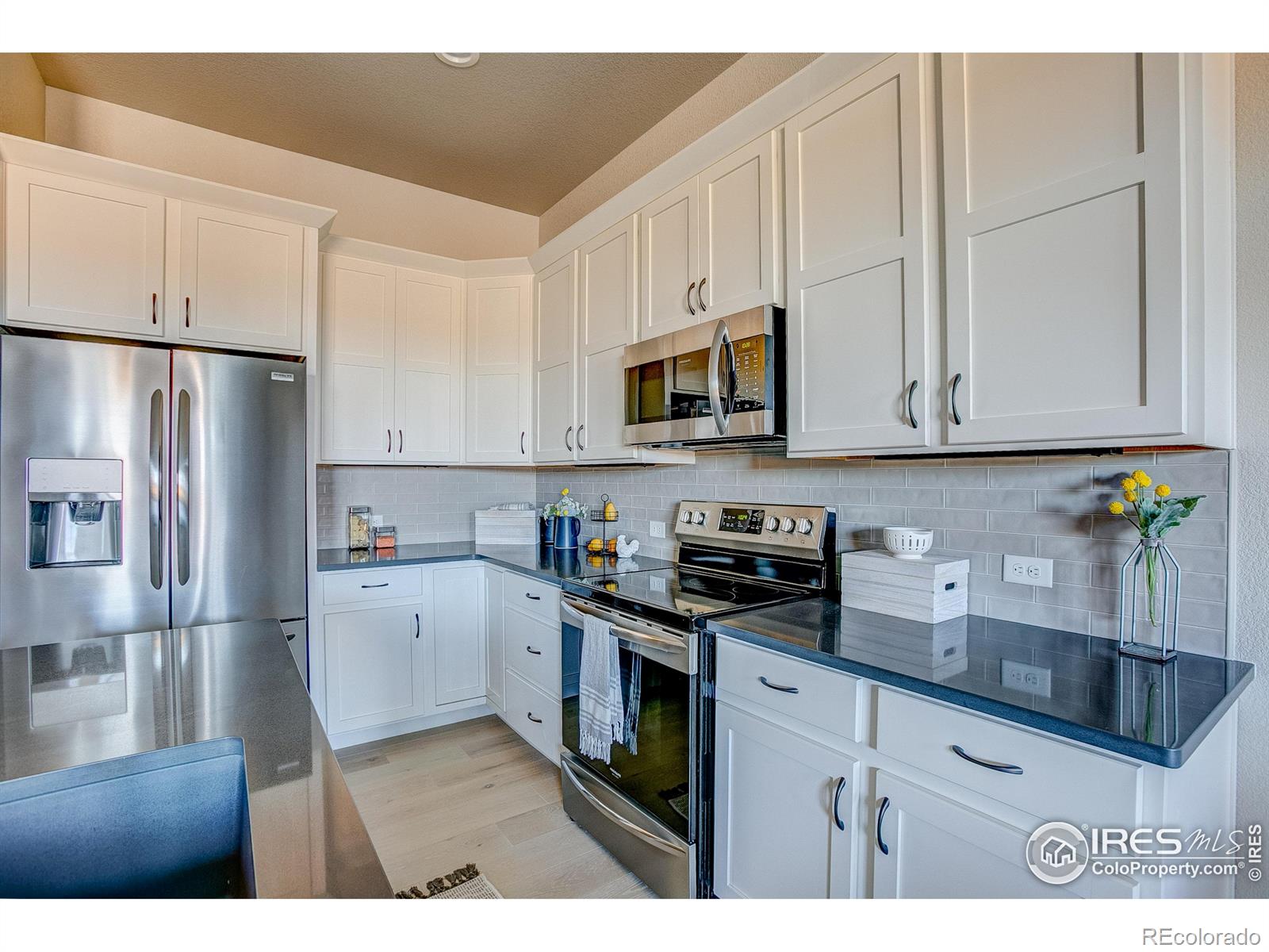 MLS Image #3 for 4143  trapper lake drive,loveland, Colorado