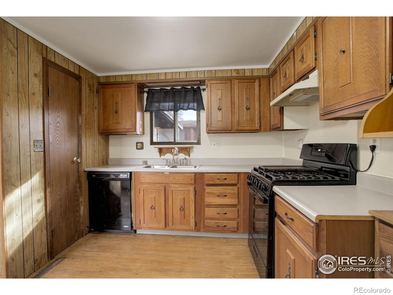 MLS Image #13 for 8507  mummy range drive,fort collins, Colorado