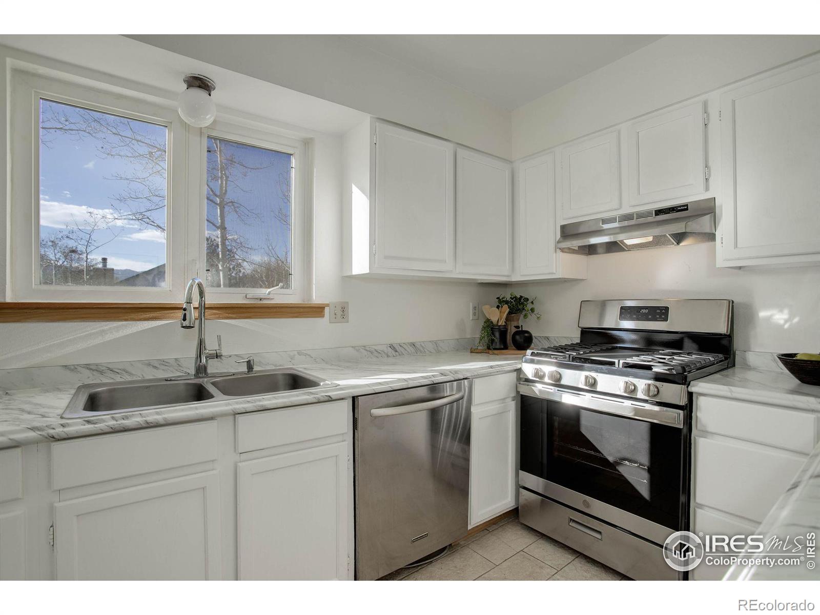 MLS Image #9 for 2818  trenton way,fort collins, Colorado