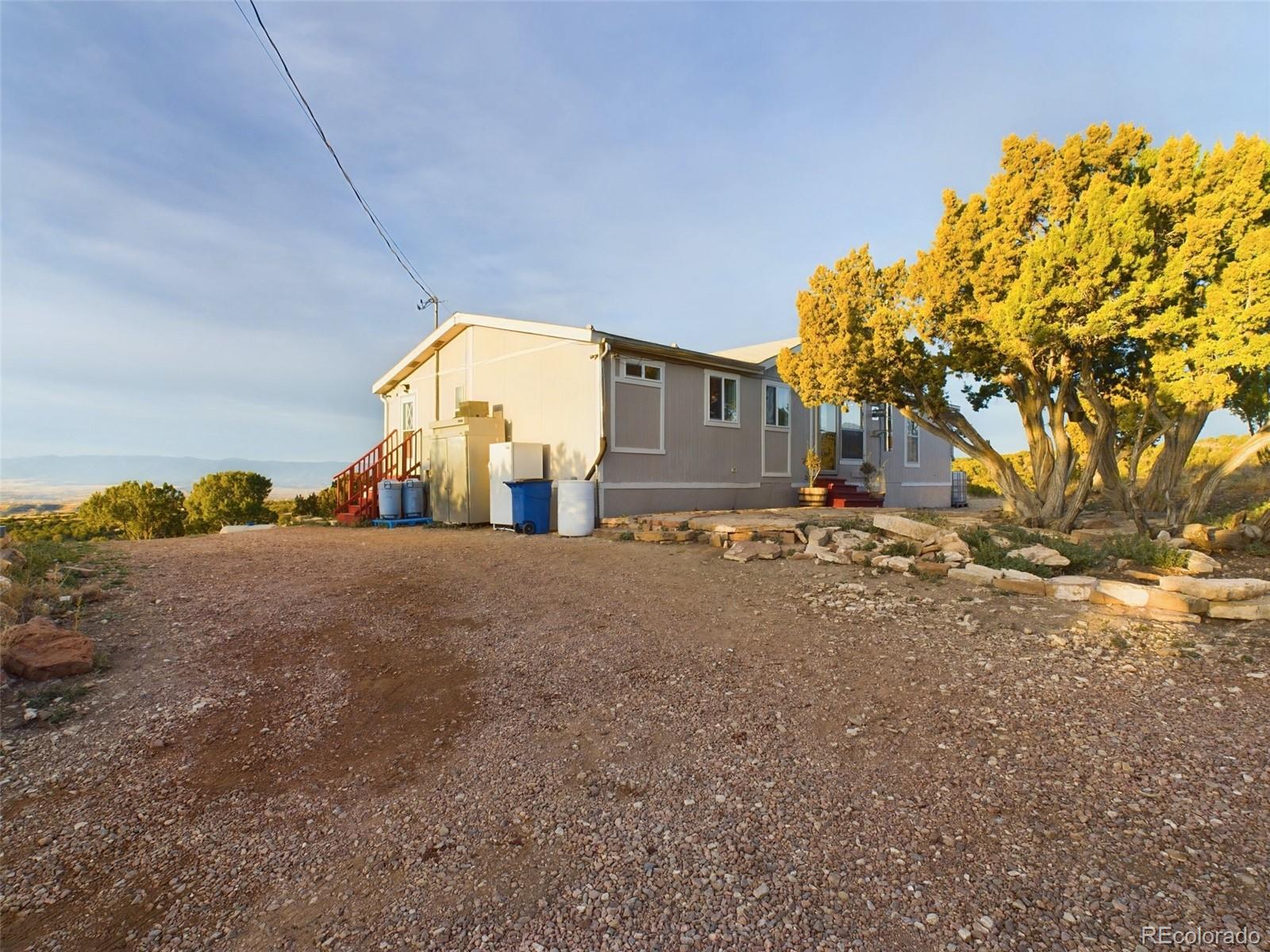 MLS Image #26 for 485  grazing bit trail,penrose, Colorado