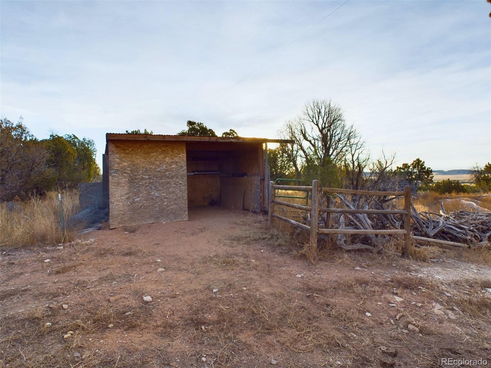 MLS Image #30 for 485  grazing bit trail,penrose, Colorado