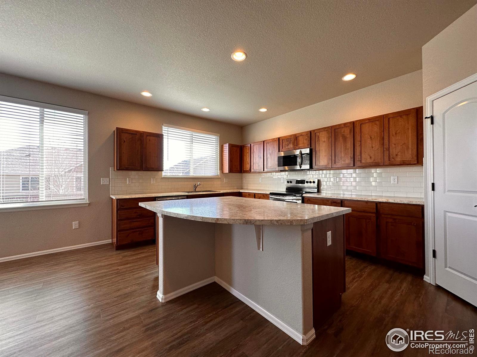 MLS Image #7 for 2057  day spring drive,windsor, Colorado