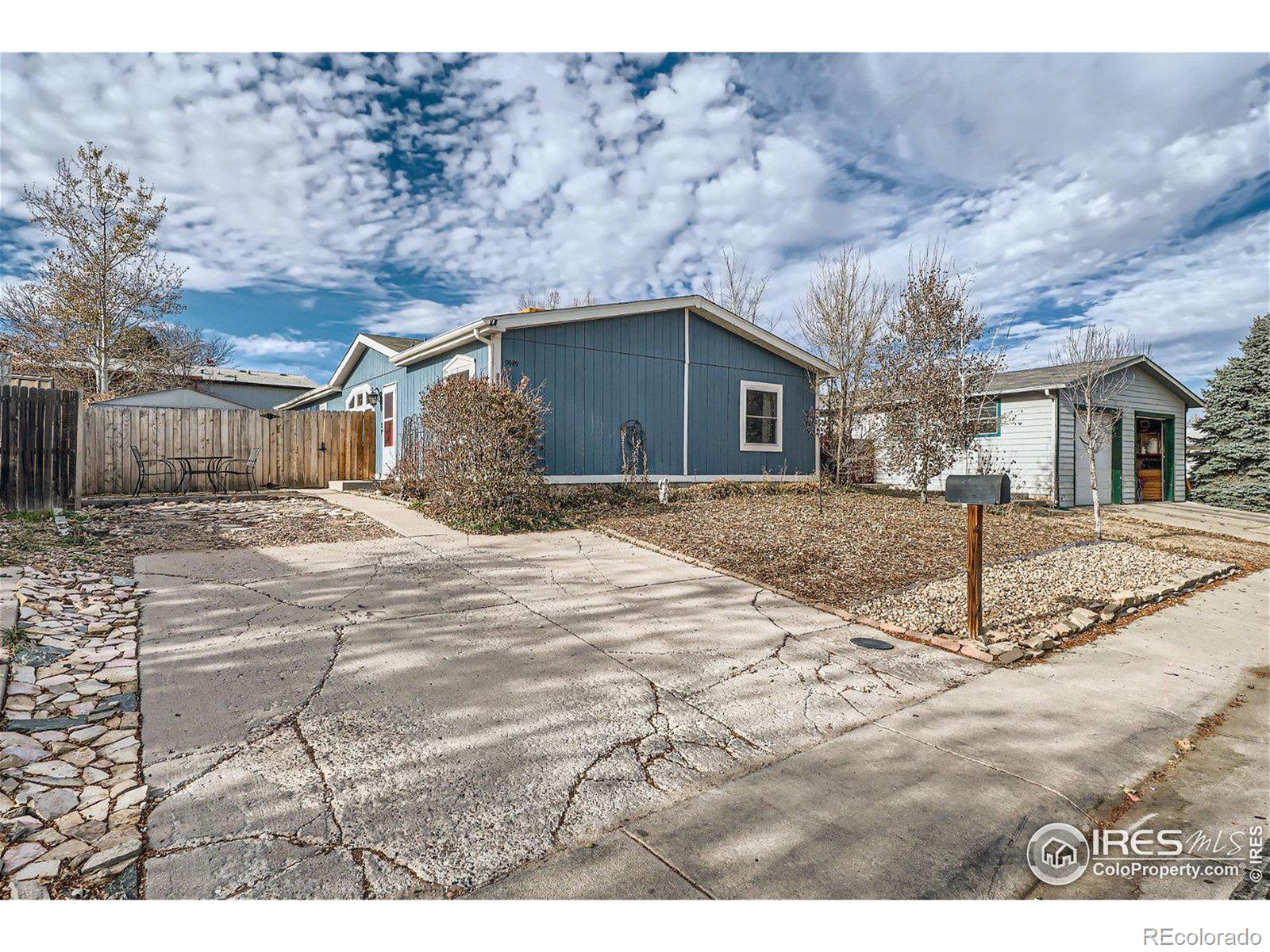 MLS Image #2 for 9089  madeleine street,federal heights, Colorado