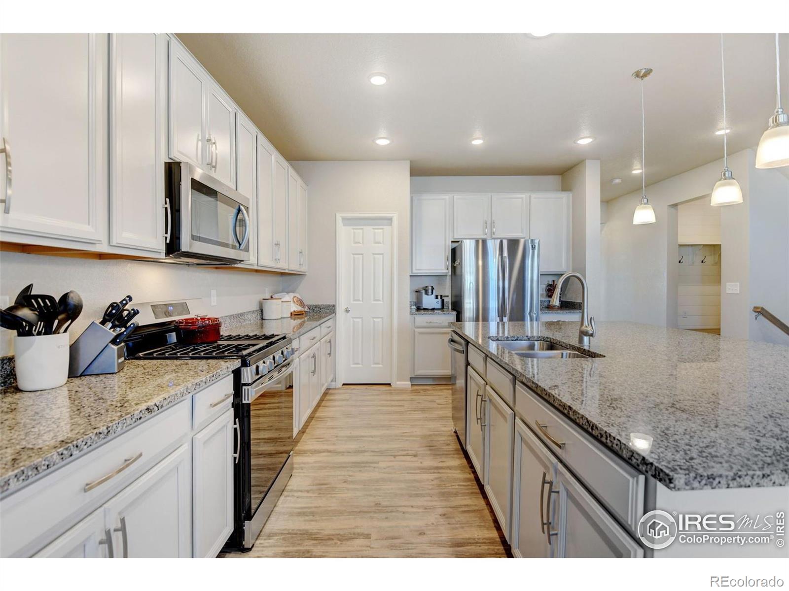 MLS Image #3 for 7021 e 121st place,thornton, Colorado