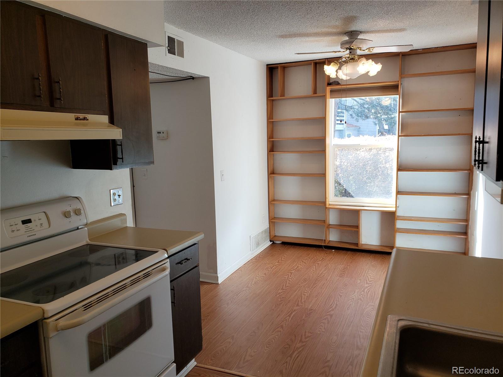 MLS Image #10 for 3141 s tamarac drive f105,denver, Colorado