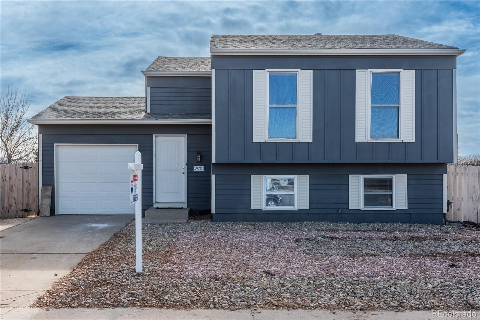 MLS Image #1 for 19704 e batavia drive,aurora, Colorado